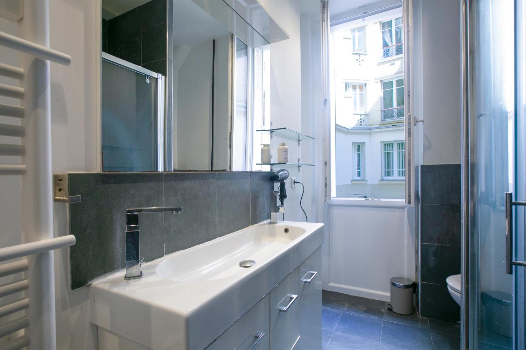 Warm 2 Bedrooms Apartement - C38 Paryż Zewnętrze zdjęcie
